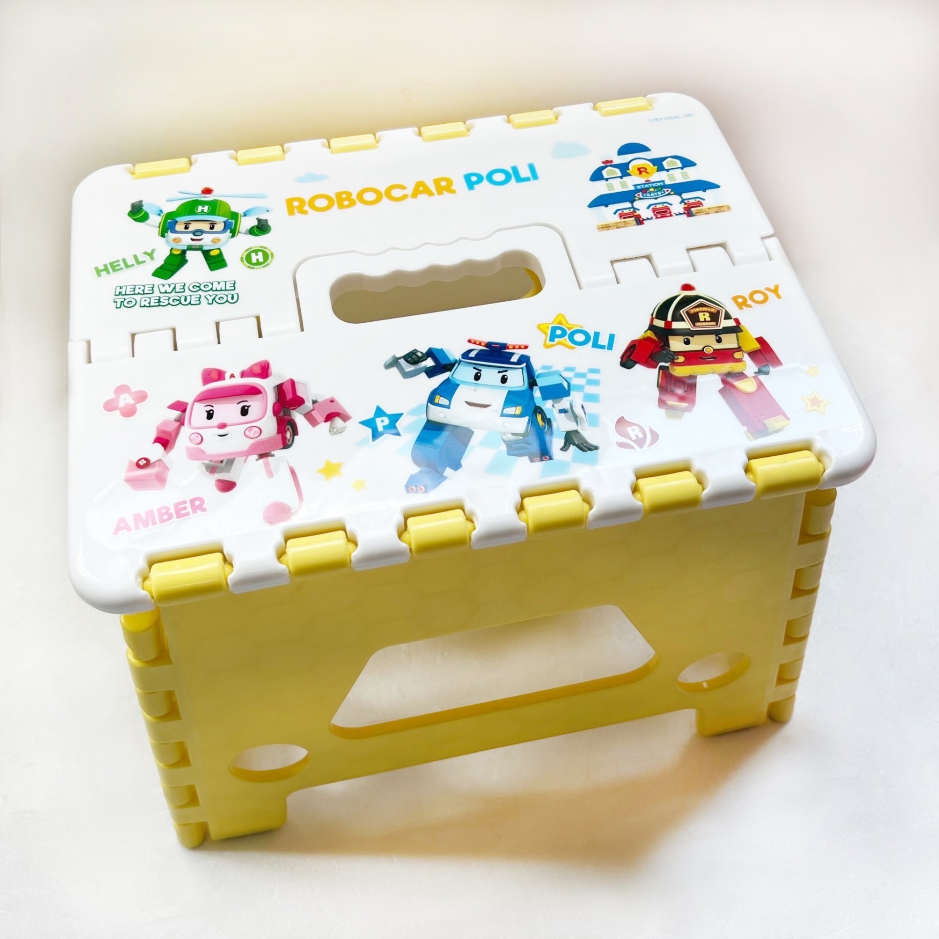 【虹斌】KITTY&波力 輕巧收納摺疊椅-2色