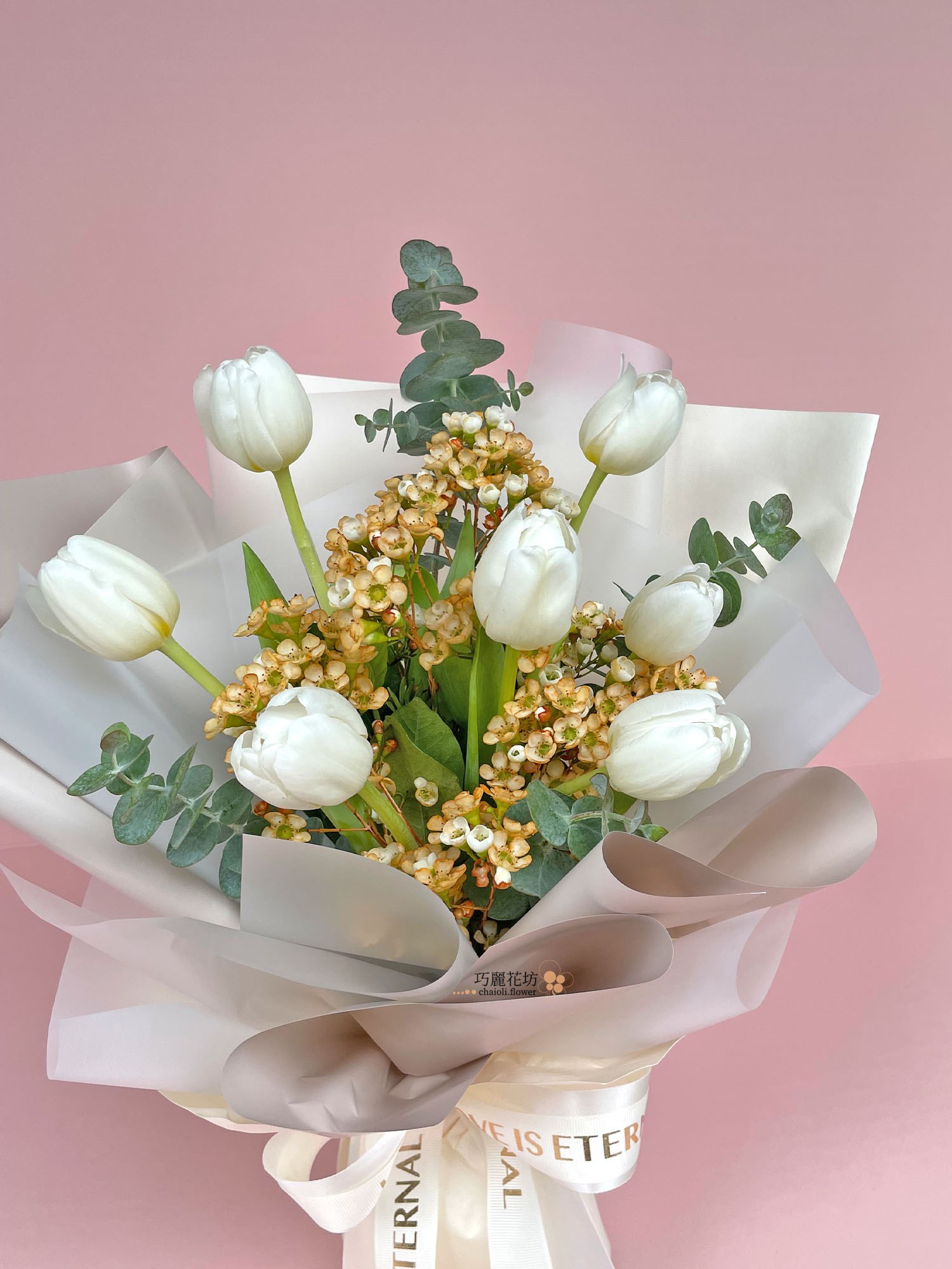 白色鬱金香花束