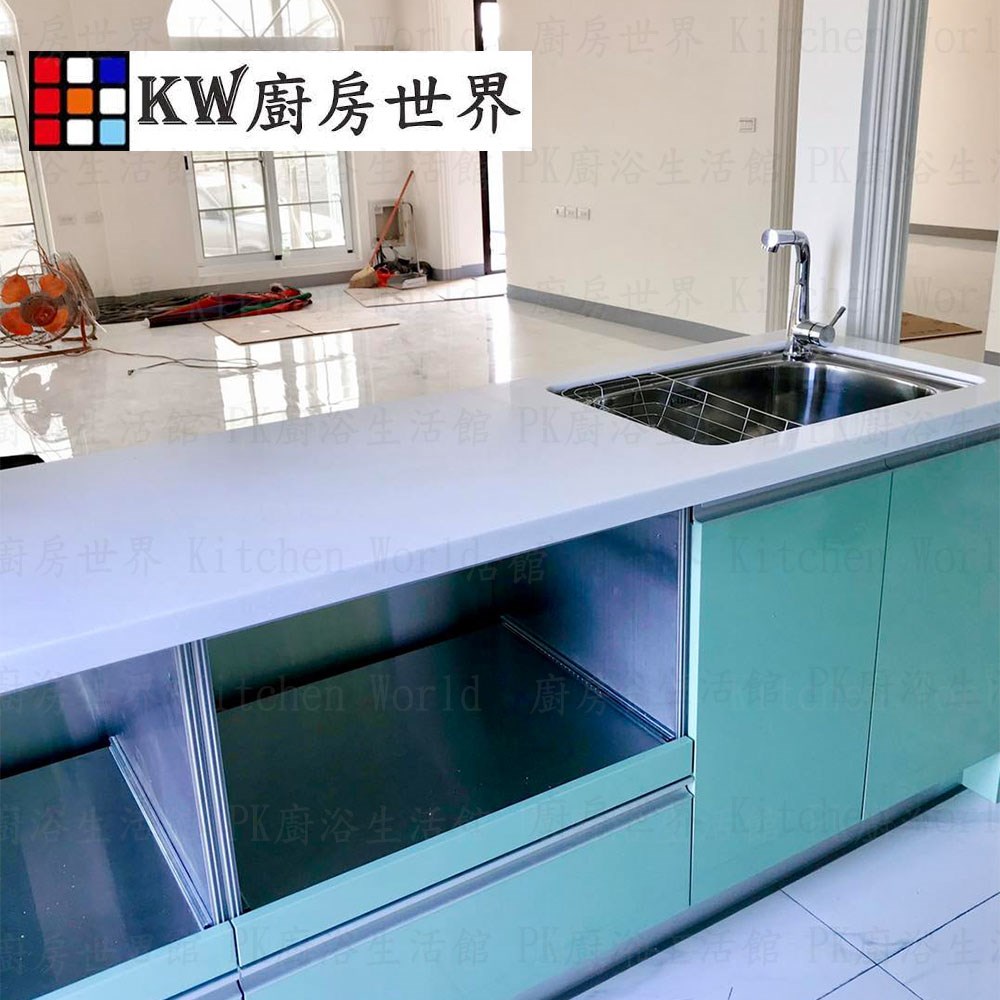 KW廚房世界，PK廚浴生活館，本公司專營：1.廚具規劃、設計(廚房整體設計)。8.廚房三機(熱水器、抽油煙機、瓦斯爐、烘碗機)