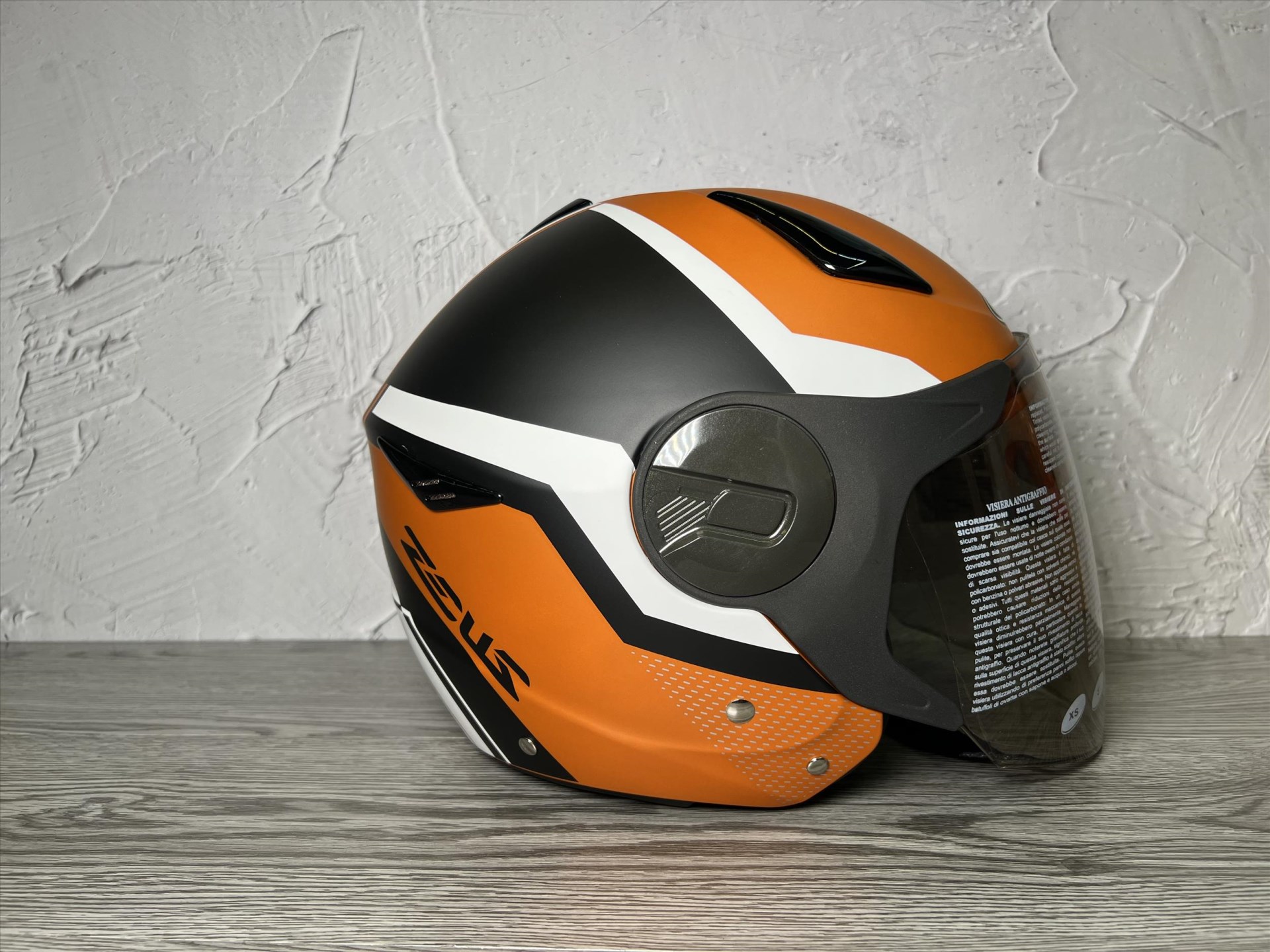 《遠古騎士》瑞獅 ZEUS 612A AD9 消光橙黃/白 半罩安全帽 內襯全可拆