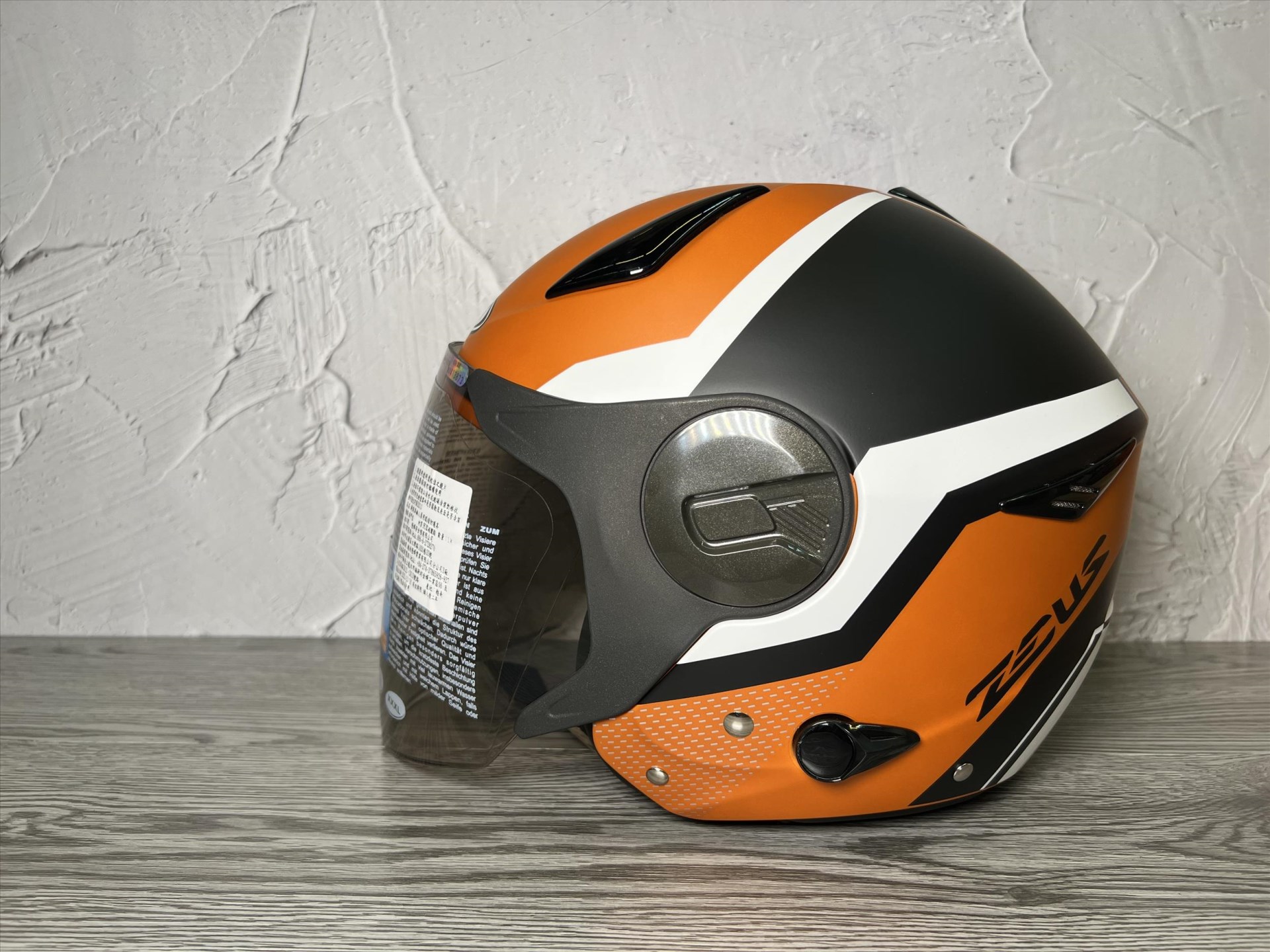 《遠古騎士》瑞獅 ZEUS 612A AD9 消光橙黃/白 半罩安全帽 內襯全可拆