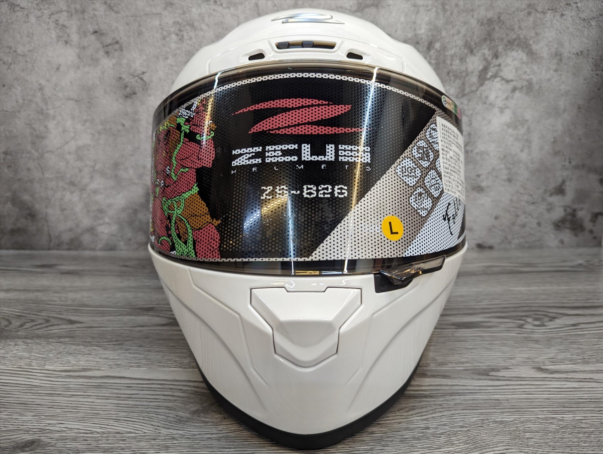 《遠古騎士》瑞獅 ZEUS 826 素色 亮白 全罩安全帽 大鴨尾導流雙D釦尾翼