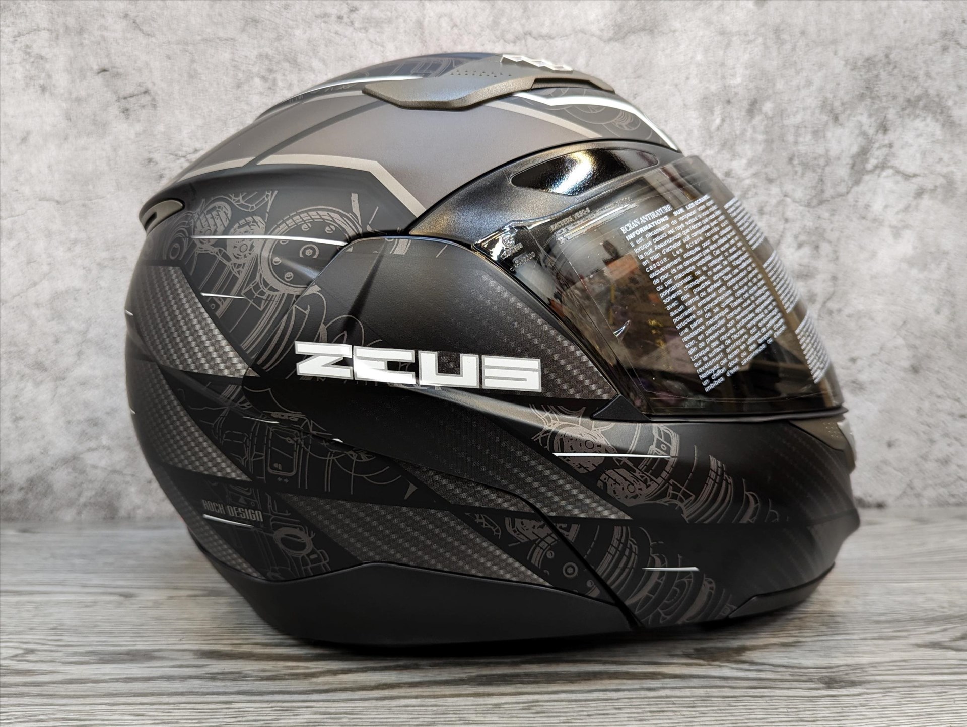 《遠古騎士》瑞獅 ZEUS 3100 YY10 消光黑銀 可掀式 安全帽 內藏墨片 可樂帽