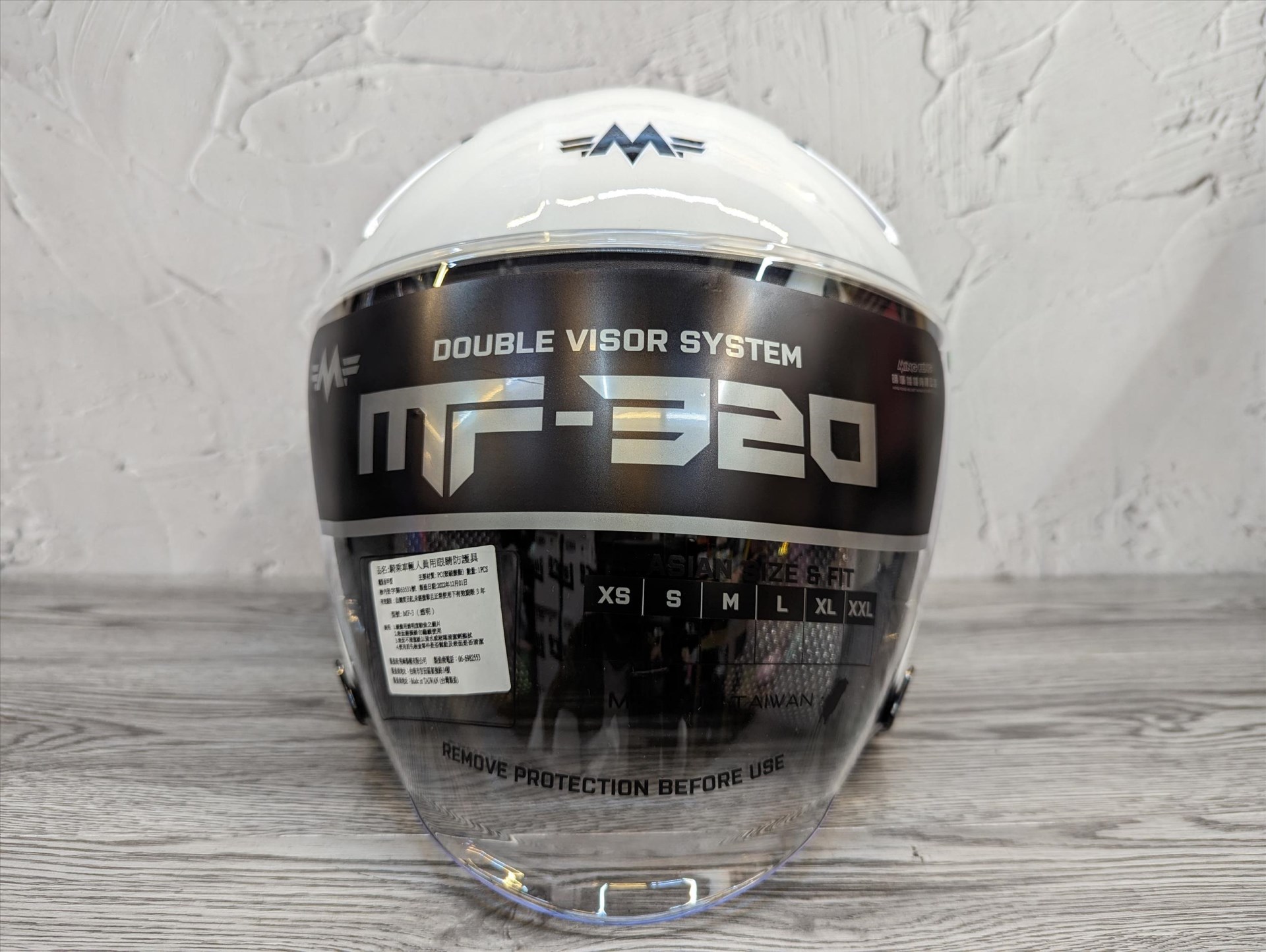 《遠古騎士》MING FENG MF-320 素色 亮面白 半罩 安全帽 3/4罩 內墨片