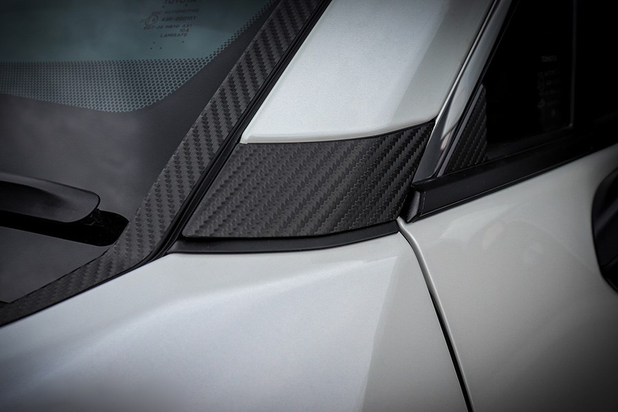 RAV4 50 系列 ROJAM 碳貼花 A 柱面板 2 件套