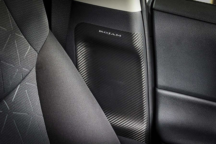 RAV4 50 系列 ROJAM 碳貼花安全帶帶扣保護器 2 件套