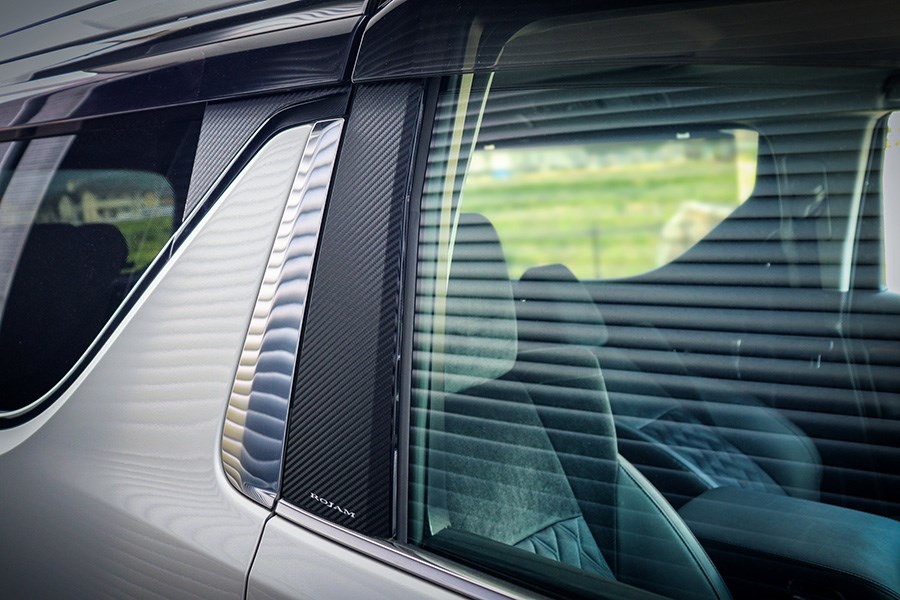 ALPHARD/VELLFIRE 30 系列 ROJAM 碳貼花柱 8 件套