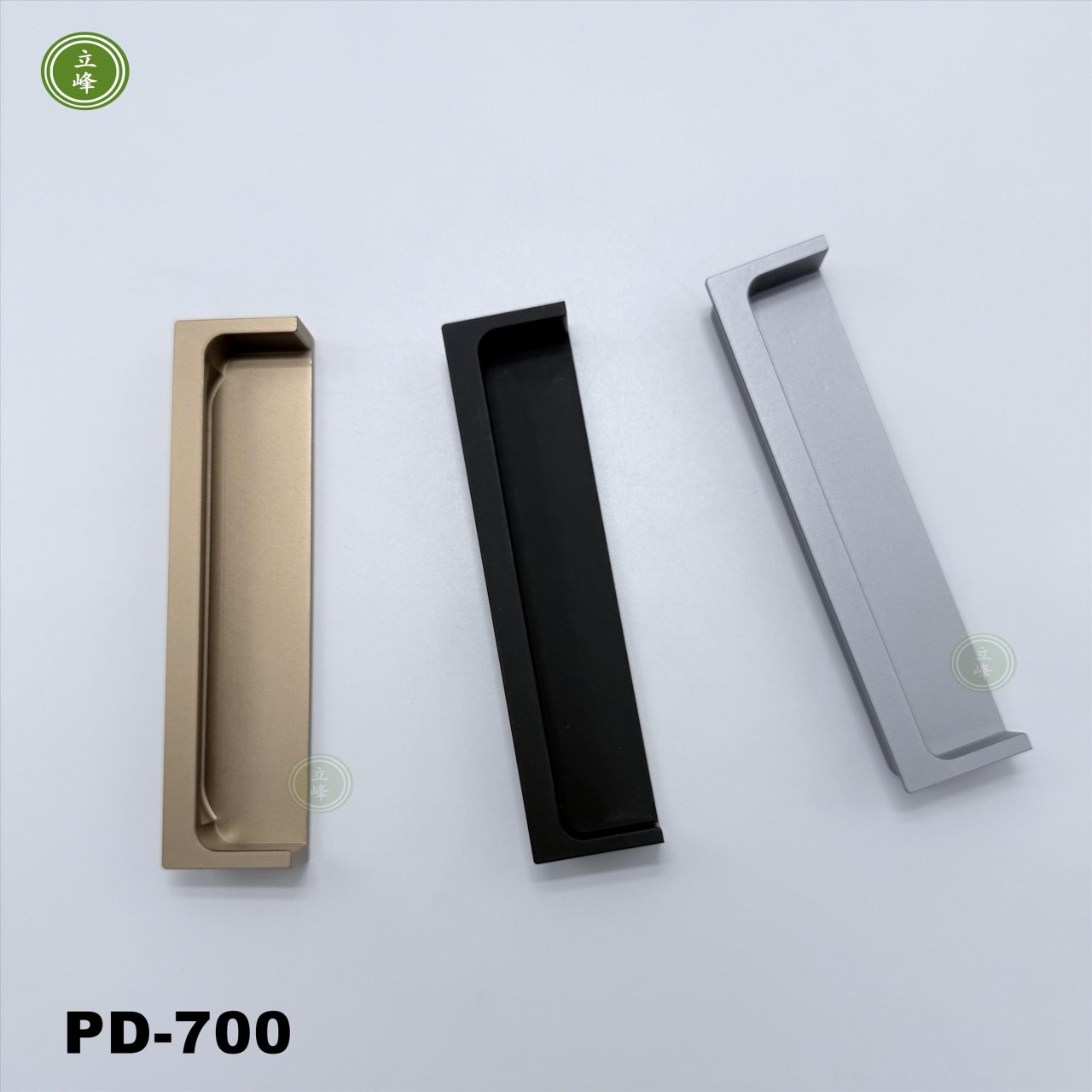 PD-700 金色 半崁戶引手 