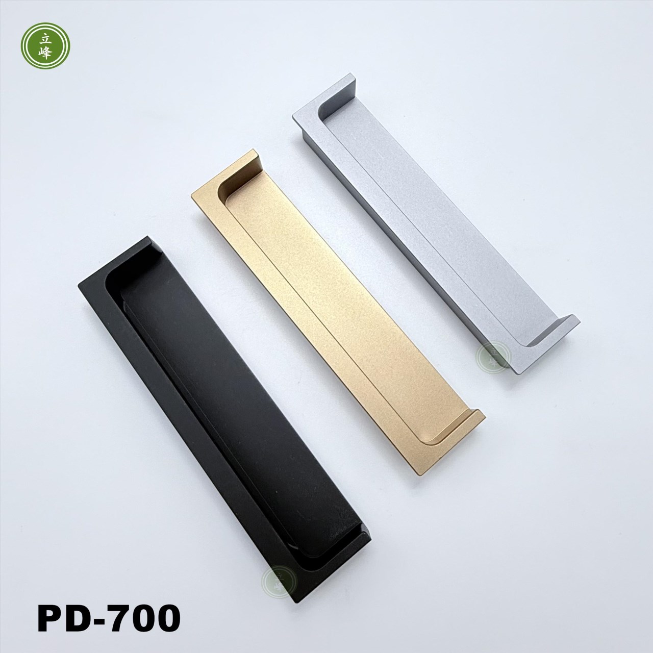 PD-700 金色 半崁戶引手 