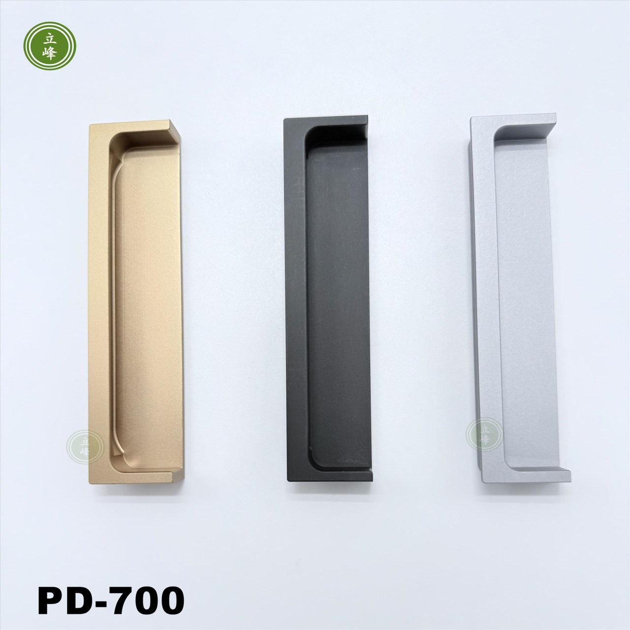 PD-700 金色 半崁戶引手 