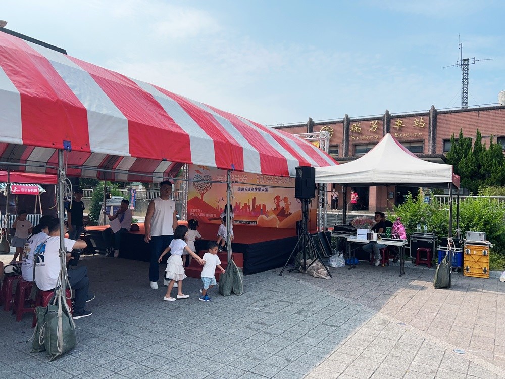 器材出租-接龍帳篷出租(非販售)-依施工難易度及距離報價 -複製