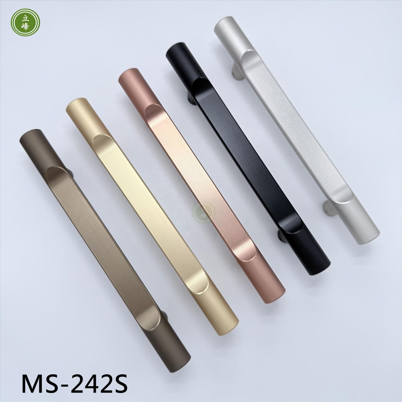 LIFENG-PM-242S〈金色〉正面鎖