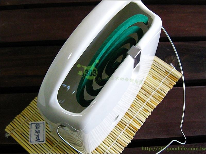 夜光月兔 圓形提把造型蚊香座  S20-630  4712057806998~需預定商品