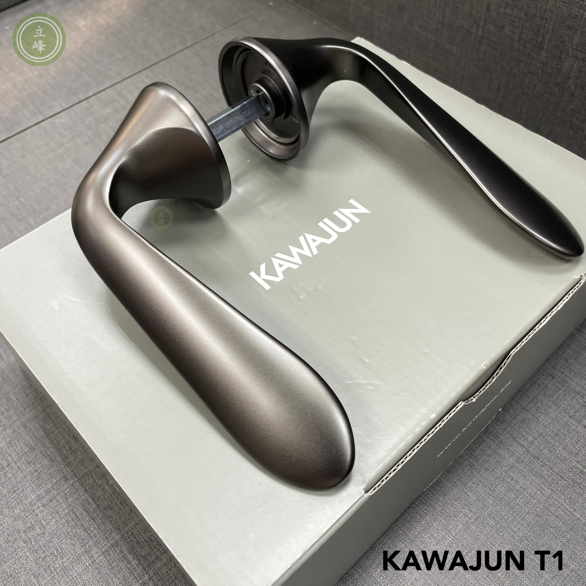 KAWAJUN-T1-鐵灰色 水平把手