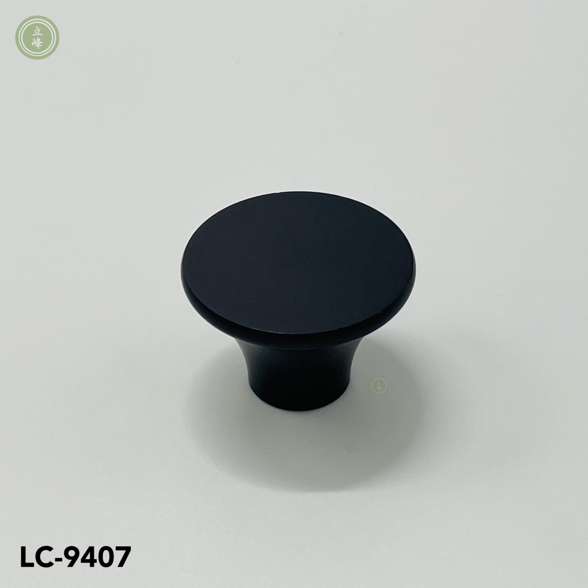 LC9407鐵灰