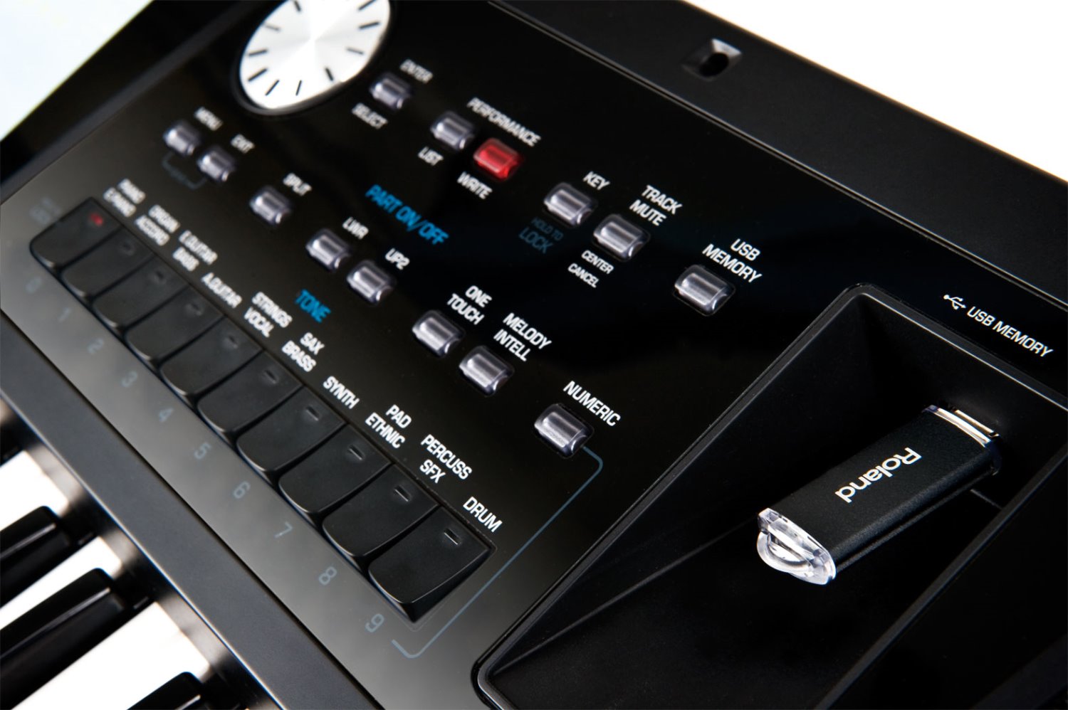 ROLAND BK-5 自動伴奏電子琴