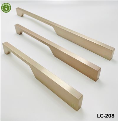 LC-208 霧銀色