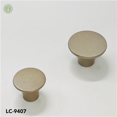 LC9407霧銀