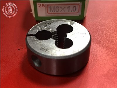 M6 x 1.0 TH 日本製 公制螺絲板 丸駒