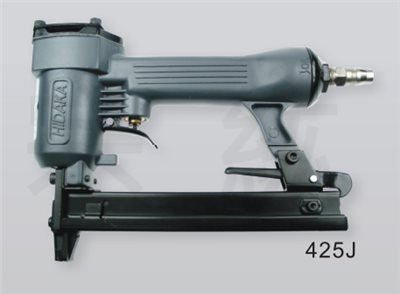425J 鋼槽型氣動打釘槍