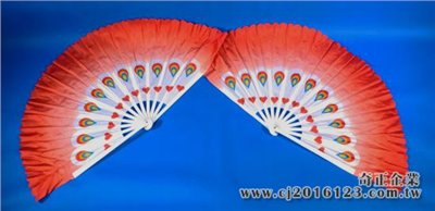E-72雙飄扇(綢緞布.塑膠骨)(紅色)彩色圖案(大陸製)
