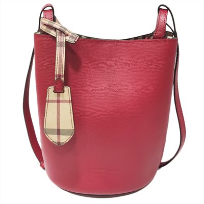 【BURBERRY 】40571531 經典素色質感皮革水桶款肩背/斜背包(紅色)