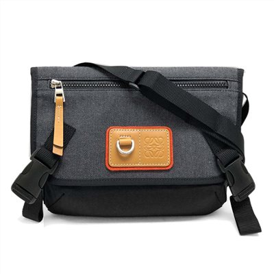 【LOEWE 羅威】301.50AB55 輕巧拚色斜背/肩背包(深藍色)