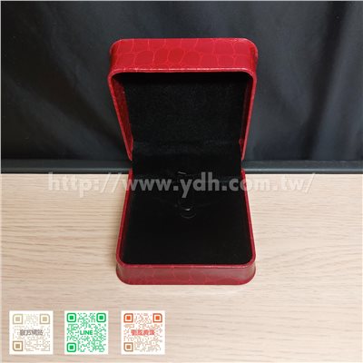 DNC鱷魚紋手鐲盒(扣子)