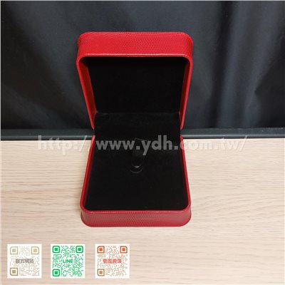DNL蜥蜴紋手鐲盒(扣子)