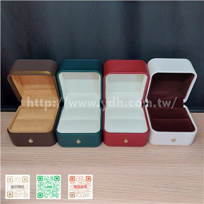 PU金扣戒指盒