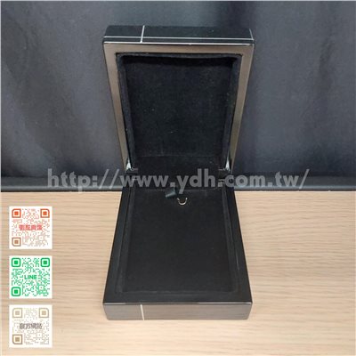 黑色烤漆木項鍊墜子盒