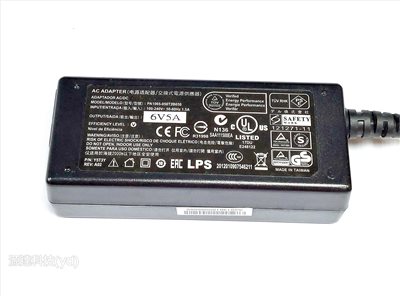 16V5A 交換式電源