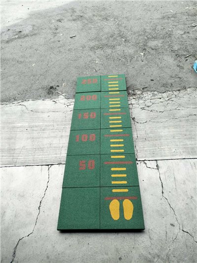 方型地墊-立定跳遠