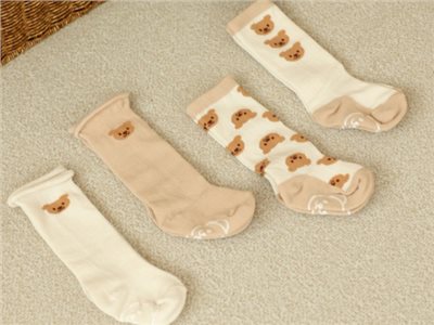 韓國製 Chezbebe 品牌小熊  嬰幼兒長襪 防滑襪 (4入組)