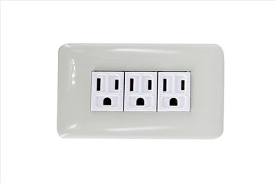 97-077 聯蓋式電腦插座附接地 (直插) 15A 125V