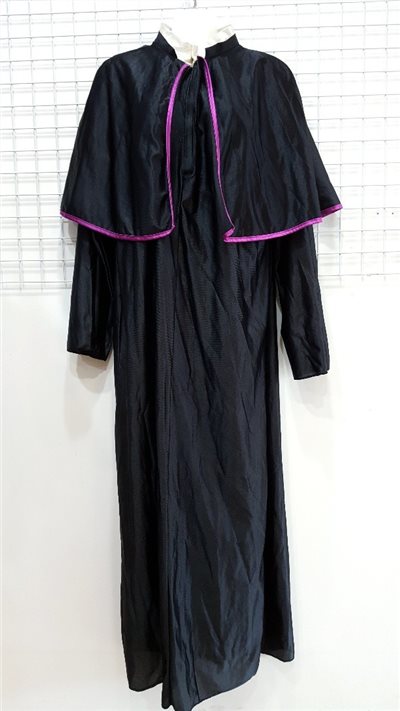紫滾邊修道士