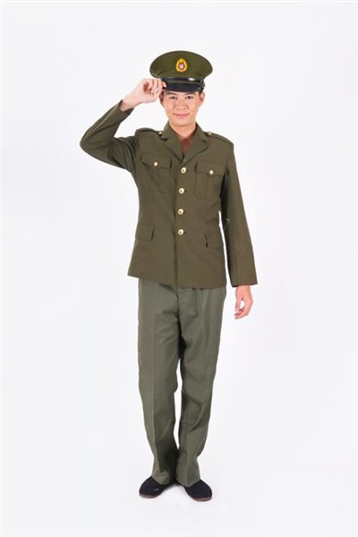 軍官