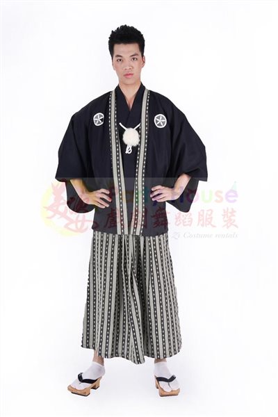 日本服/黑底斑點
