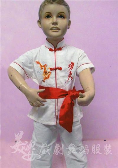 白色繡龍功夫裝
