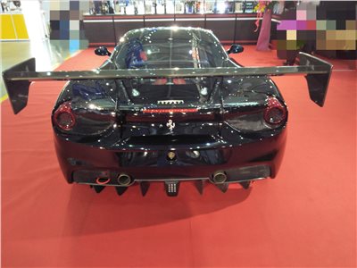 FERRARI 458 碳纖維尾翼套件
