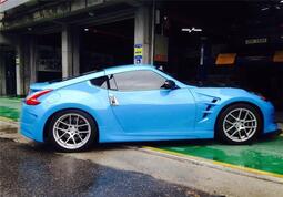 Nissan 370Z 碳纖維葉子板