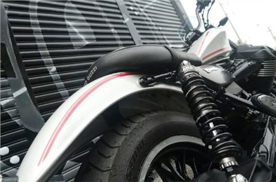 MOTO GUZZI V9 Roamer EV 後避震器