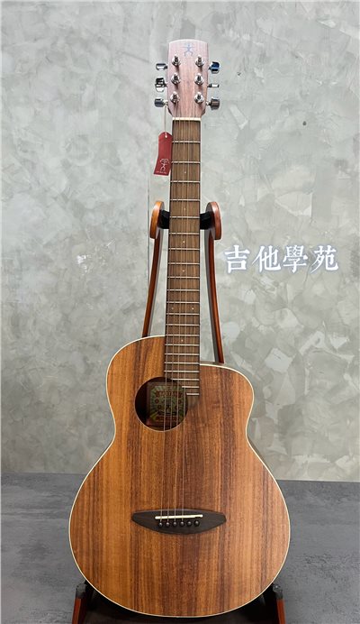aNueNue 相思木36吋旅行吉他