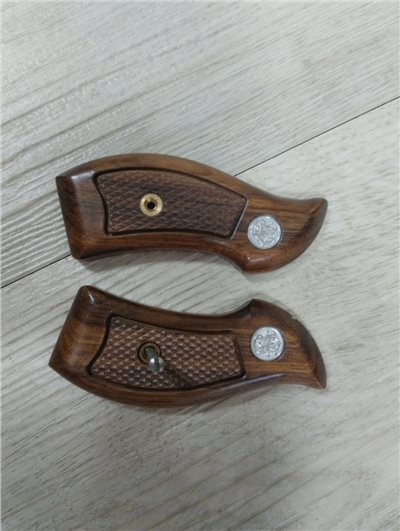 Wood Grip