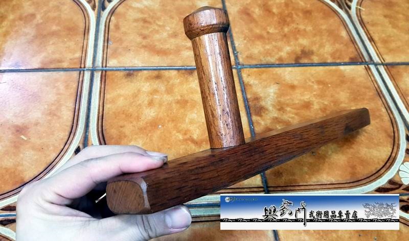 台製榫接, 實木雙枴,双枴, tonfa, 奇兵器, 短兵器, 雙手器械, 傳統武術, 武術比賽表演, 功夫