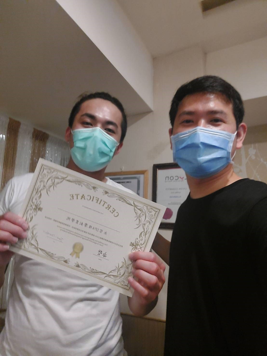 永哲老師教學採一  對一手把手教學,不怕學不會! 學後學生都能獨立作業 