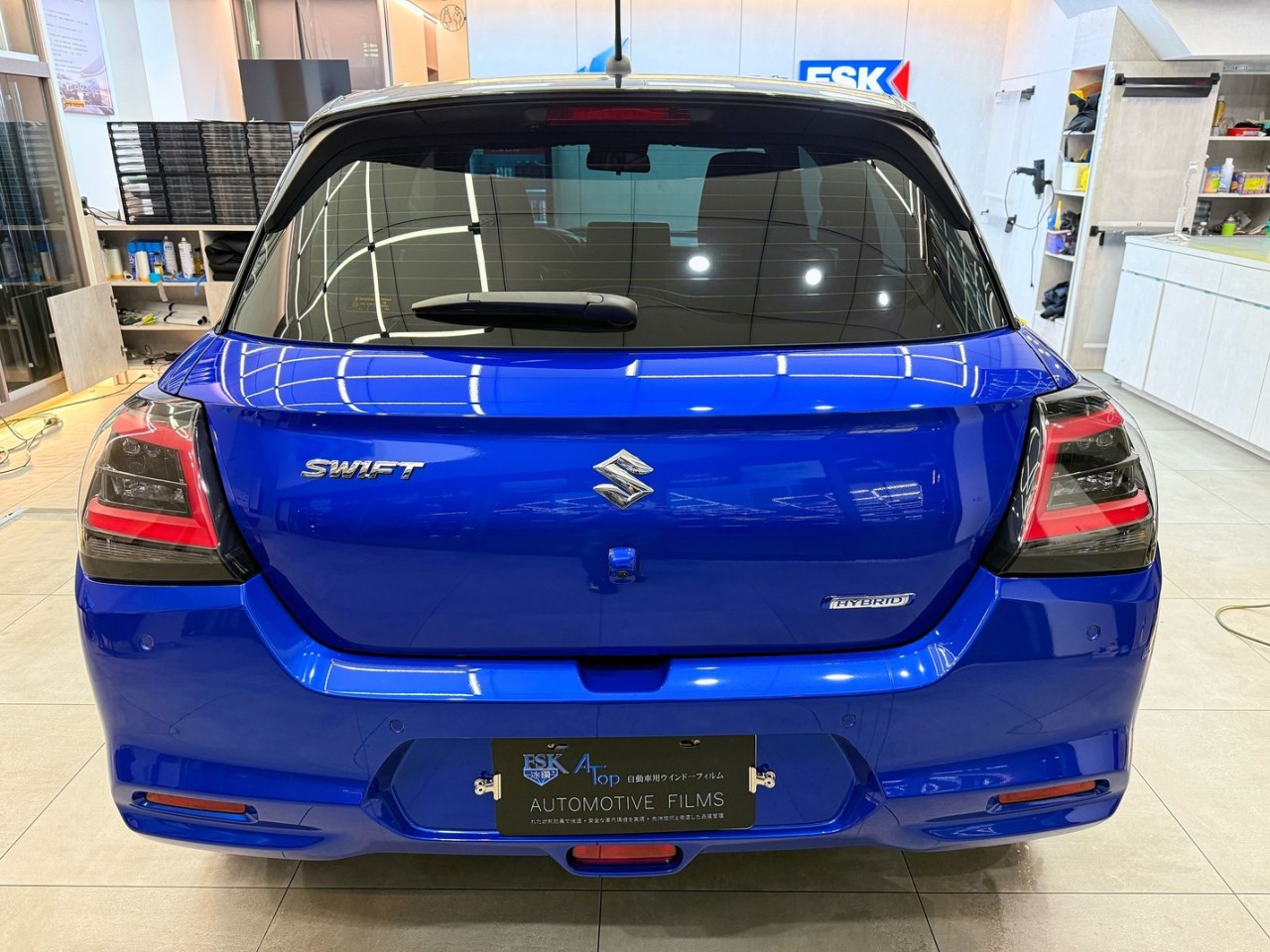 2024 Suzuki Swift- 前擋FSK冰鑽KT28搭配車身FSK冰鑽F20 - 新北震宣汽車隔熱紙