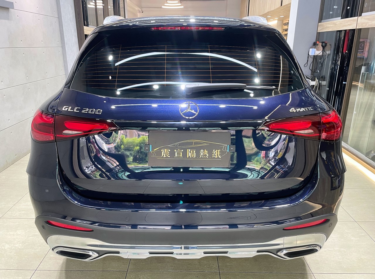 2024 Mercedes-Benz GLC-Class - 前擋FSK冰鑽AT35搭配車身FSK冰鑽F20.FX7 - 新北震宣汽車隔熱紙