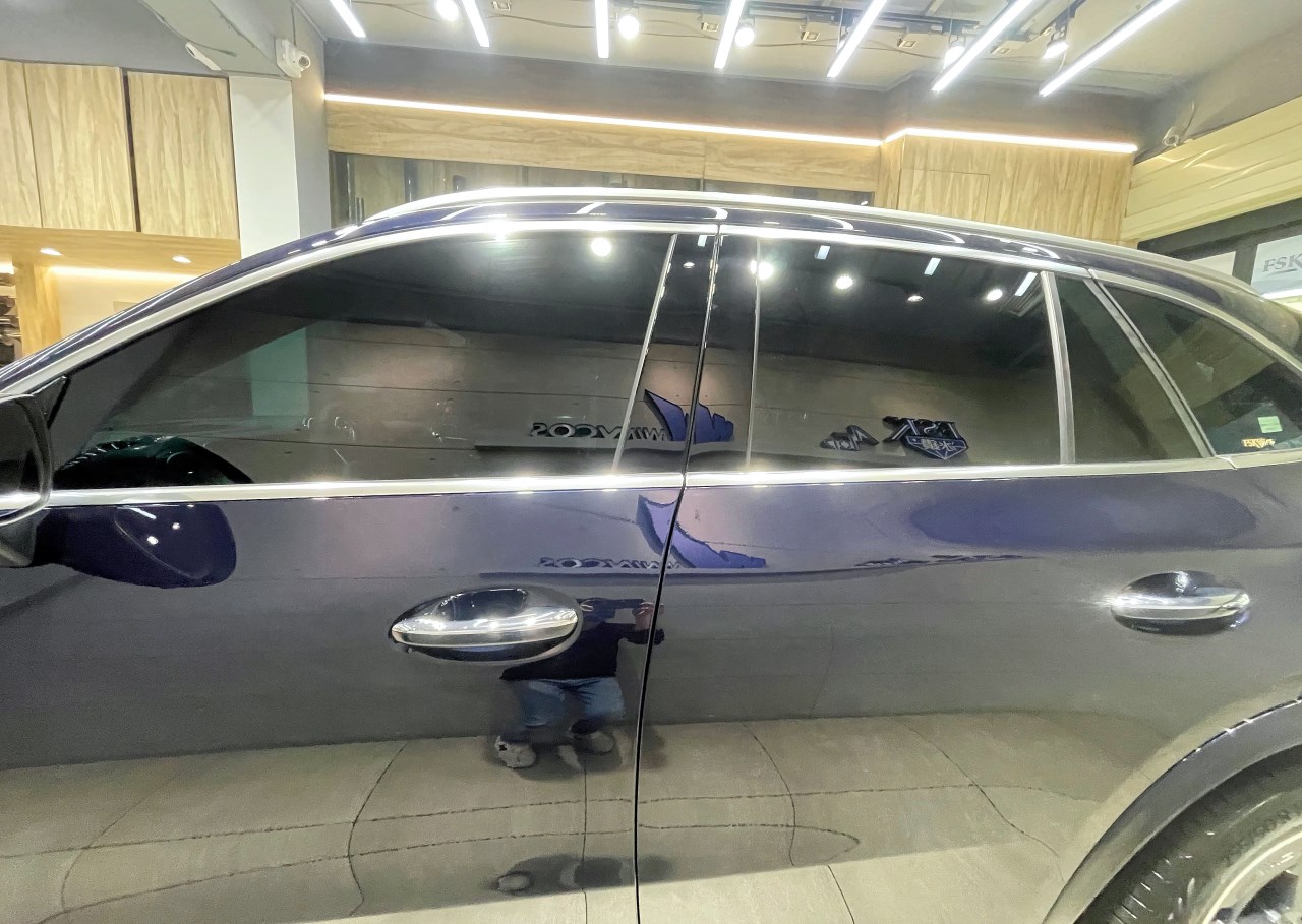 2024 Mercedes-Benz GLC-Class - 前擋FSK冰鑽AT35搭配車身FSK冰鑽F20.FX7 - 新北震宣汽車隔熱紙