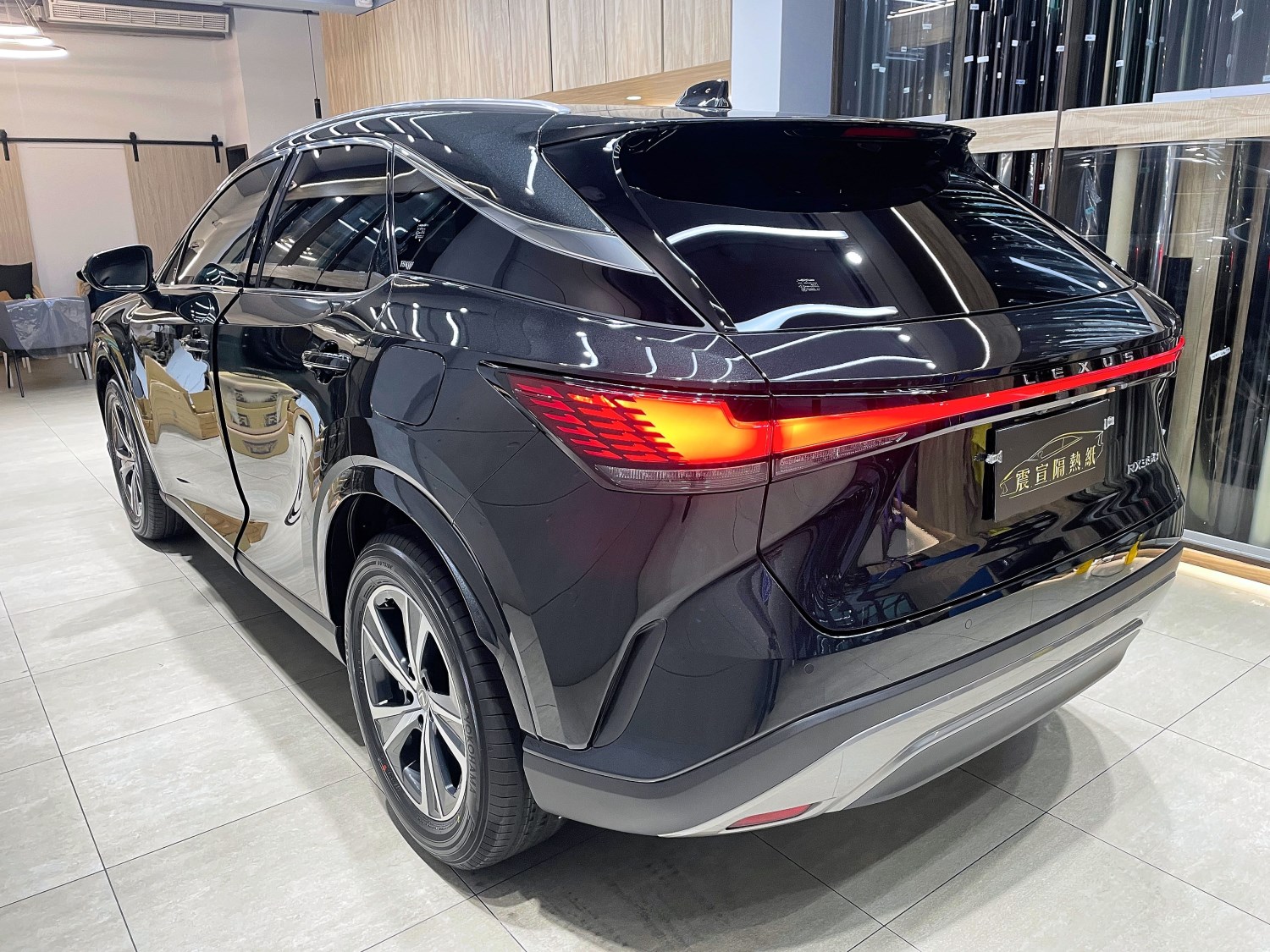 2023 Lexus RX 前擋FSK F45 搭配 車身FSK F30
